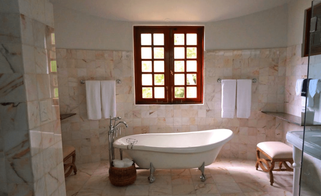 salle de bain rénovation moderne