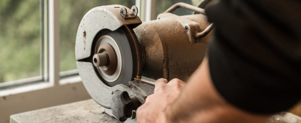 Comment choisir un touret d’affûtage