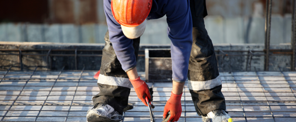 Les bonnes postures au travail pour éviter le mal de dos