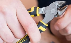 Pinces multiprises, pinces à étaux et autres pinces