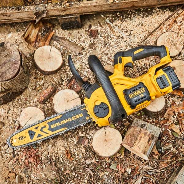 Tronçonneuse élagueuse 18v xr 30 cm 1x5 ah dcm565p1 dewalt