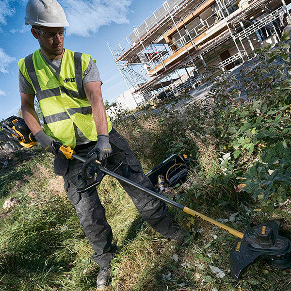 Débroussailleuse sans fil 54v xr flexvolt 38 cm solo dcm571n dewalt