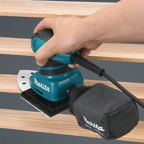 Ponceuse vibrante paume 200w bo4565 makita