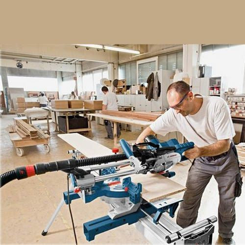 Scie radiale et onglets 1600 w gcm8sjl 0601b19100 bosch