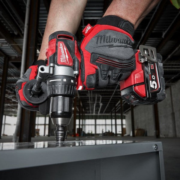 Perceuse visseuse 18v 5ah m18 bldd2-502x 4933464515 milwaukee