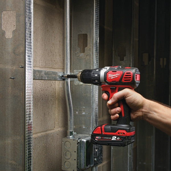 Perceuse visseuse 18v m18 bdd-0 4933443530 solo milwaukee