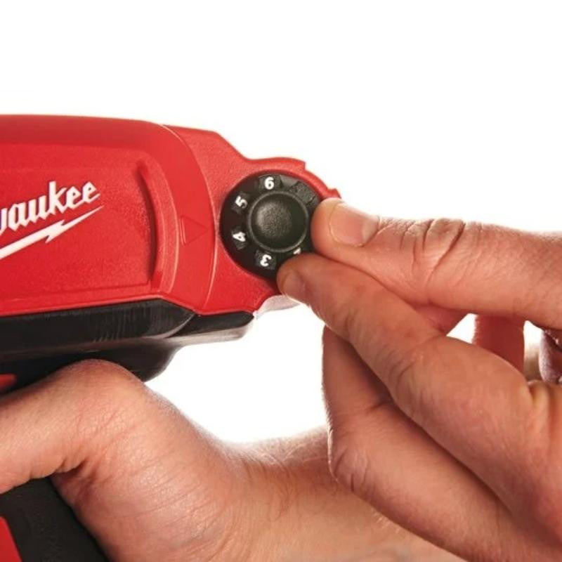Pistolet à colle 400ml 12v solo 4933441780 milwaukee