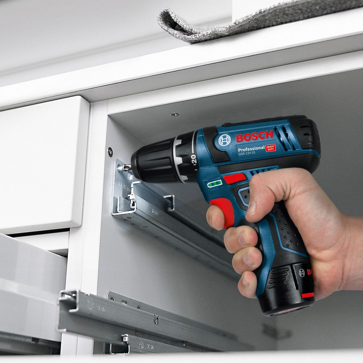 Perceuse visseuse 12 v gsr12v-15 housse 060186810f bosch