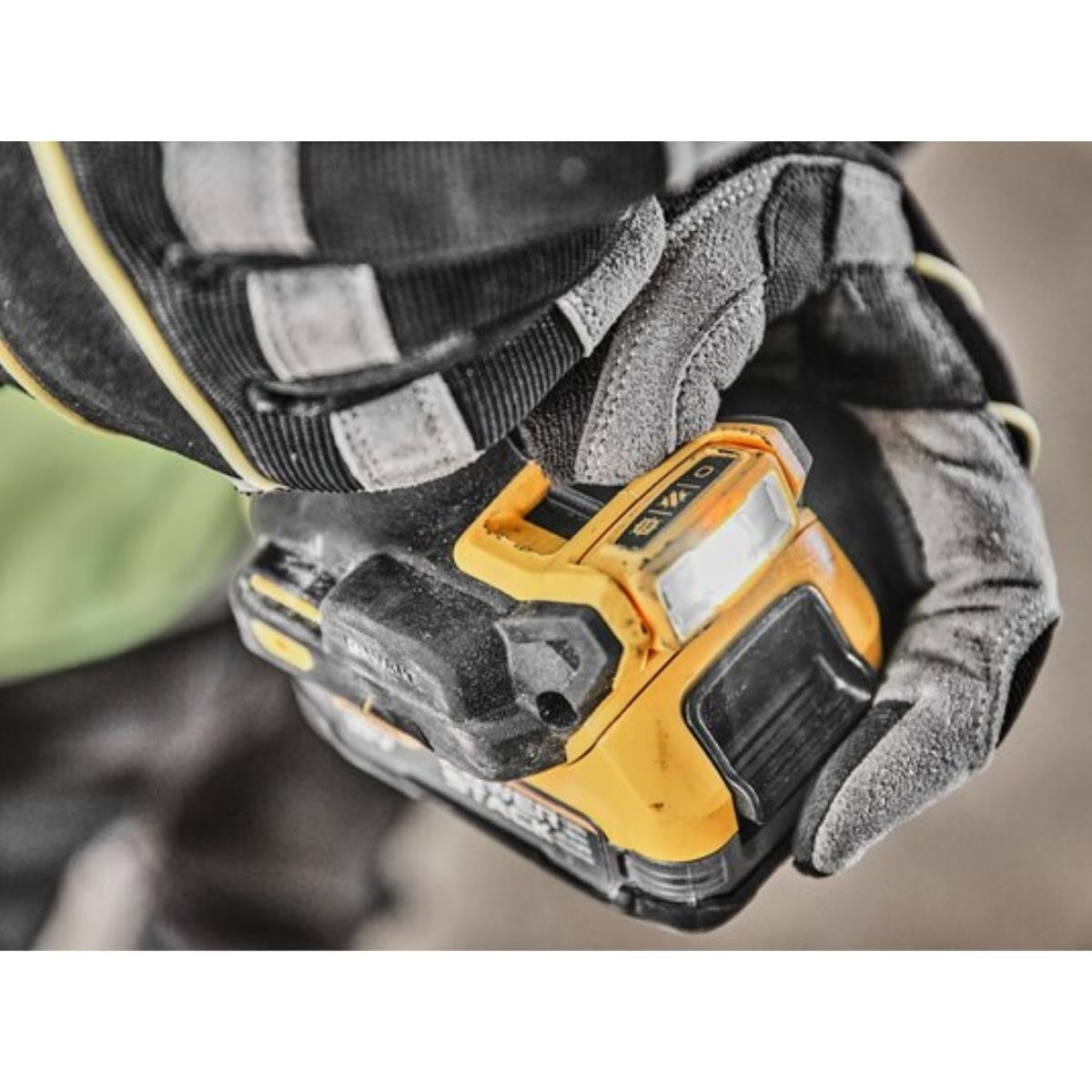 Perceuse visseuse 18v xr powerstack 2x1.7 ah dcd800e2t-qw dewalt