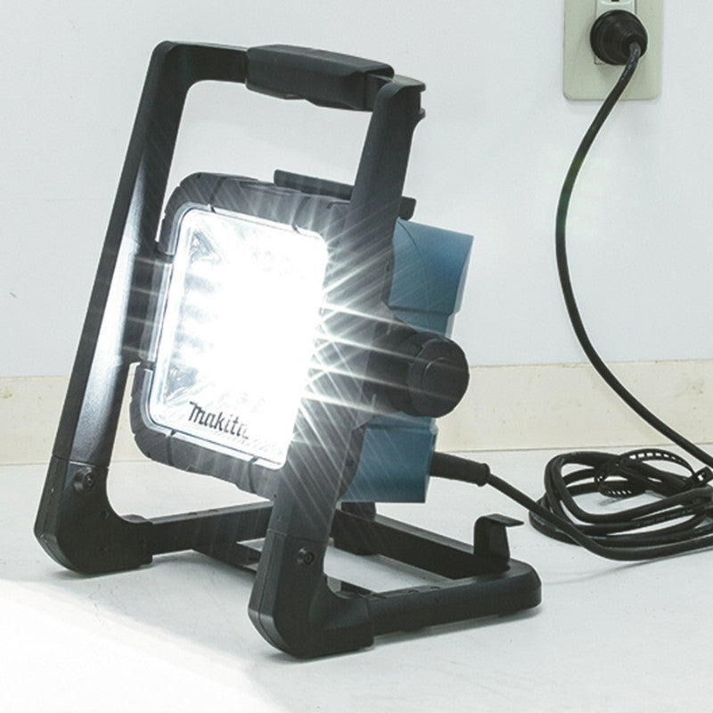 Projecteur de chantier 18v lxt deadml805 makita