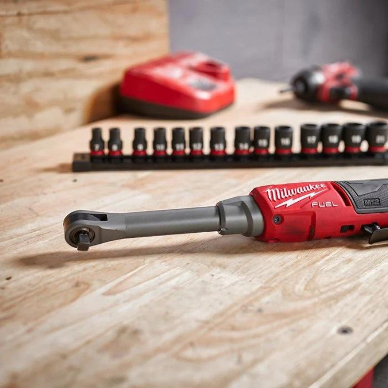 Clé à cliquet 3/8' 12v solo m12 fhir38lr-0 4933480791 milwaukee