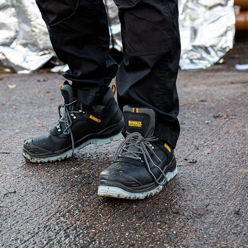Chaussures hautes de sécurité laser s1p