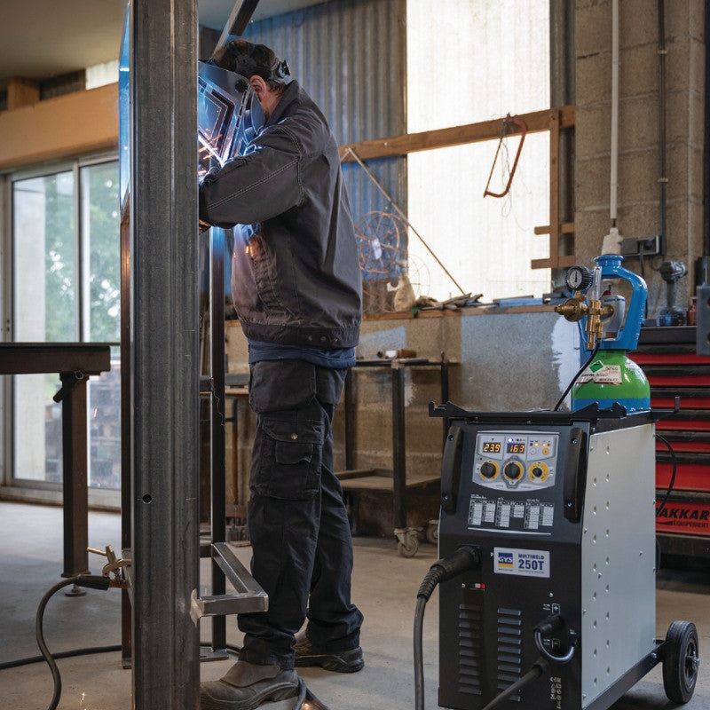 Poste à souder multiweld 250t + accessoires 078635 gys