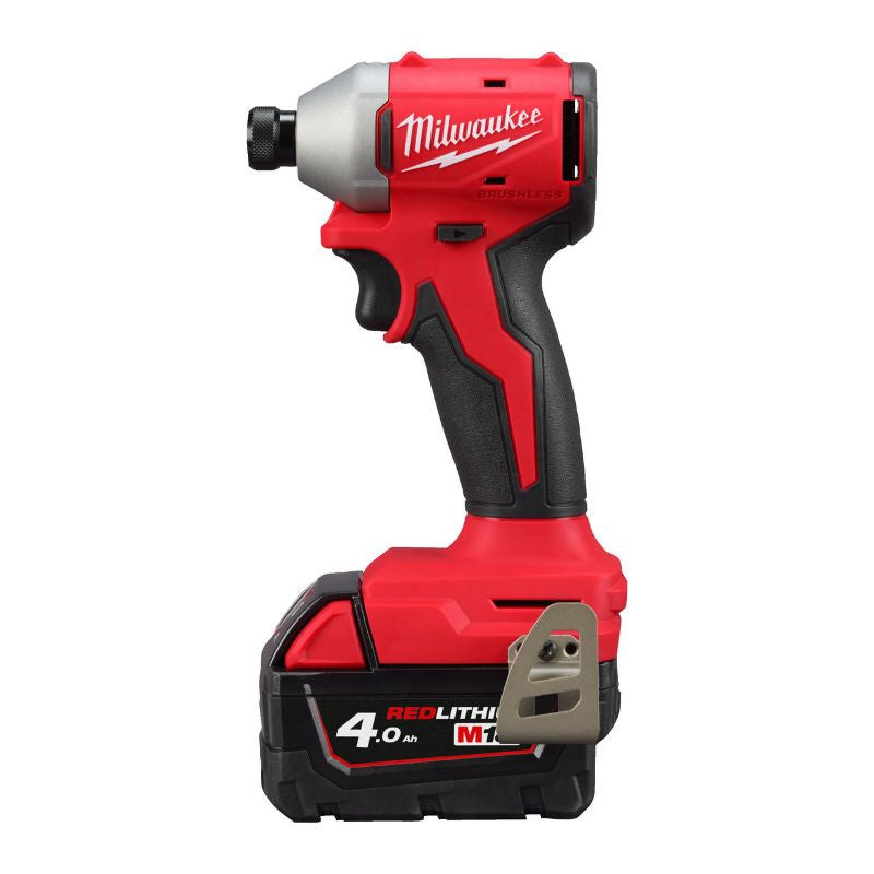 Pack 2 outils 18v 2x4ah blcpp2a-402c 4933492827 milwaukee