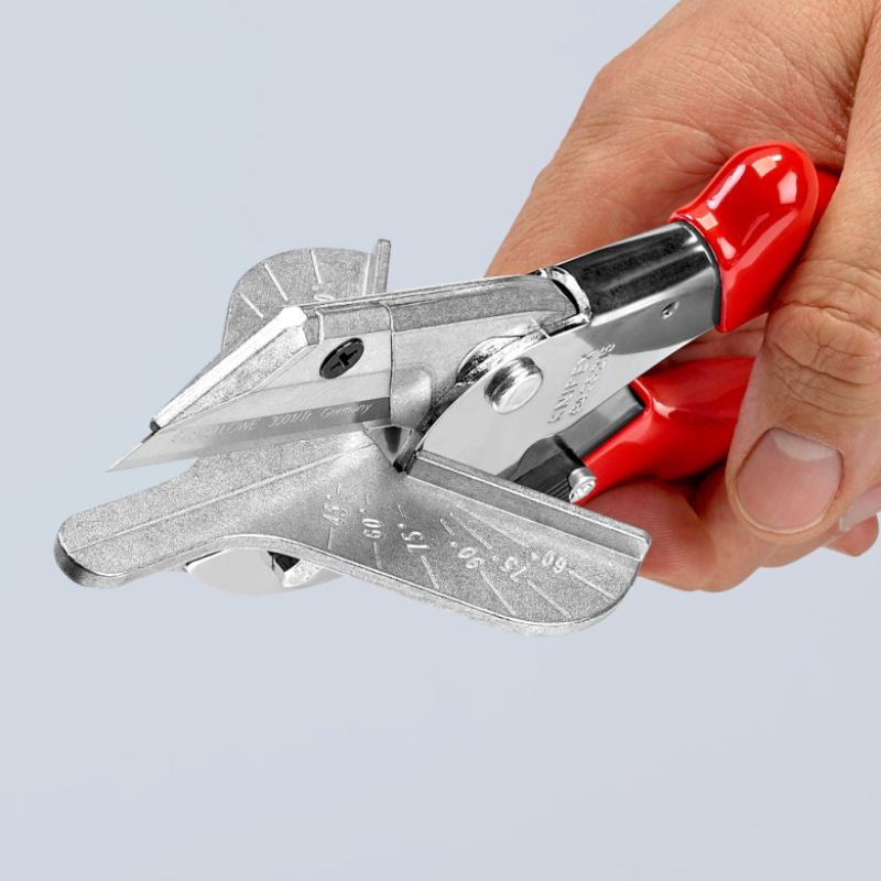 Pince coupante à onglet 215mm 94 35 215 ean knipex