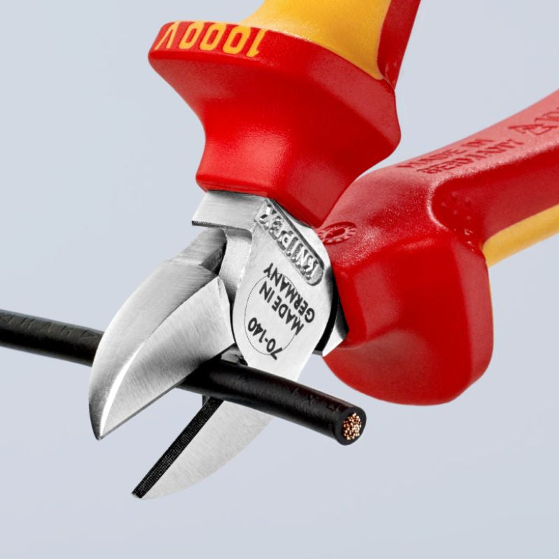 Pince coupante de côté isolée 1000 v 70 06 knipex