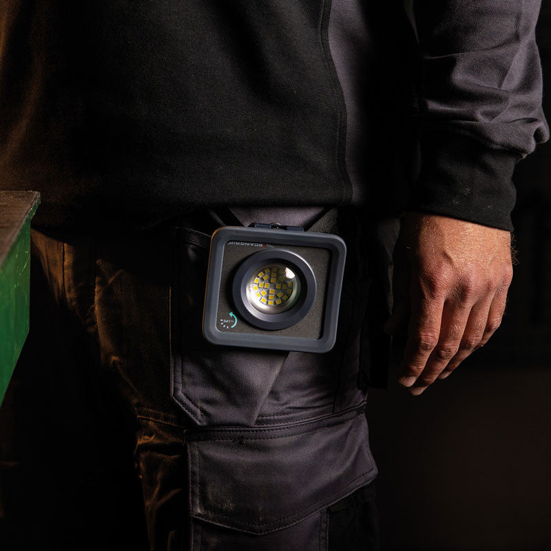 Mini projecteur multi-LED 1000 lumens SCANGRIP NOVA-MINI