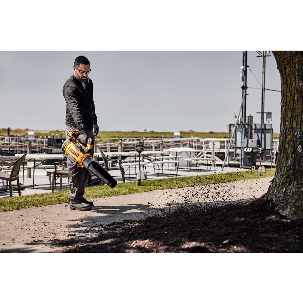 DEWALT Souffleur Axial Flexvolt 54V Solo - DCMBL777N-XJ