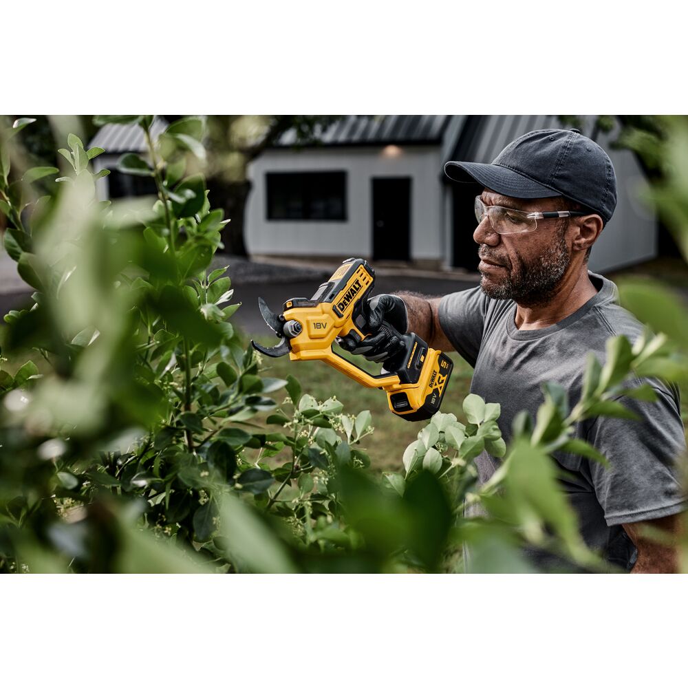 DEWALT Sécateur 18V 5Ah - DCMPP568P1-QW