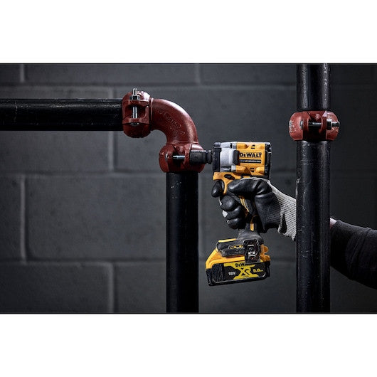 DEWALT Boulonneuse 1/2'' Compacte 406 Nm 18V Solo - DCF921NT-XJ