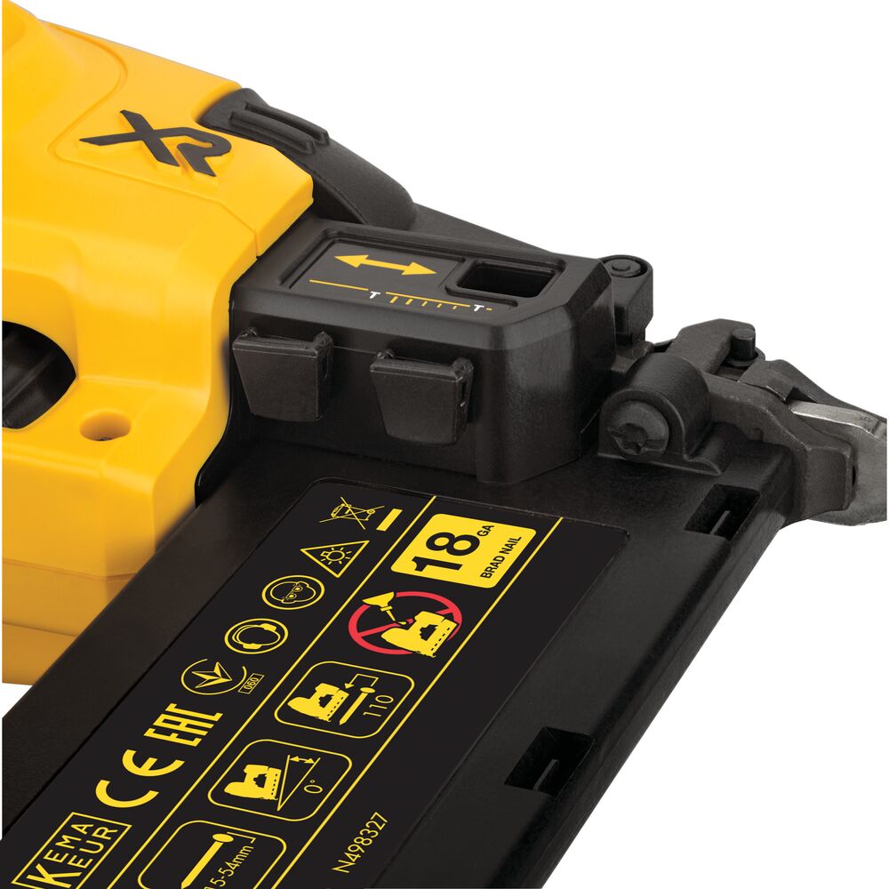 DEWALT Cloueur de finition 18Ga 18V 2Ah - DCN680D2-QW