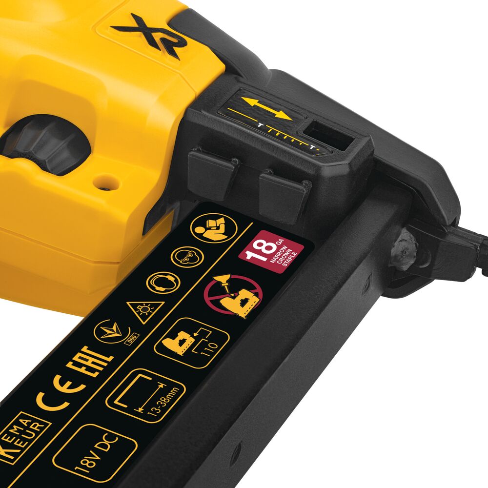 DEWALT Agrafeuse sans fil 18V XR 18 Ga Solo - DCN681N