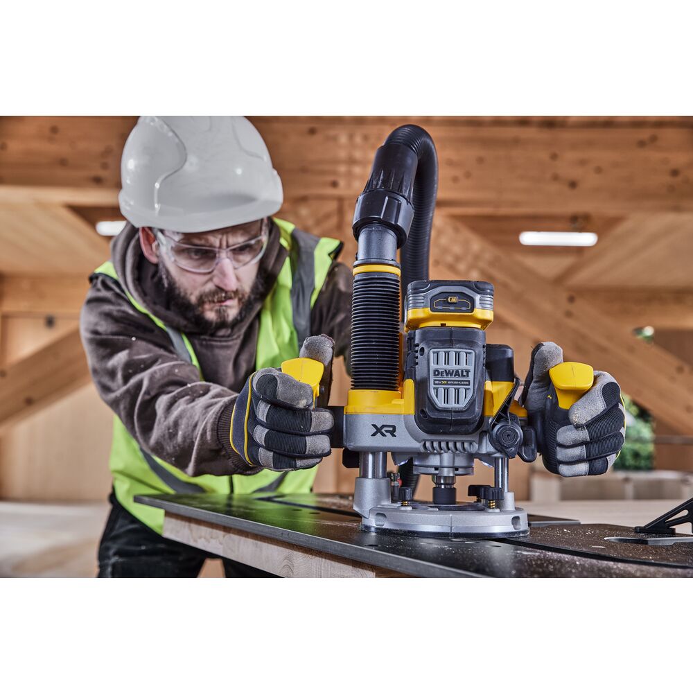 DEWALT Défonceuse 8-12 mm 18V Solo - DCW620NT-XJ