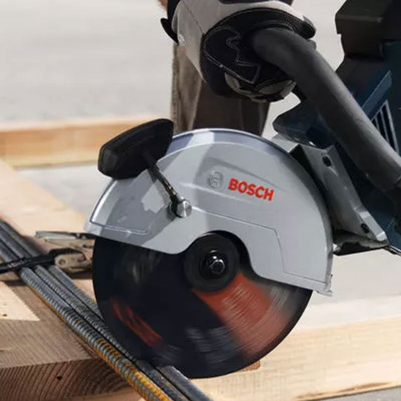 BOSCH Découpeuse béton Ø230 Solo GCS 18V-230 Solo - 06013B000
