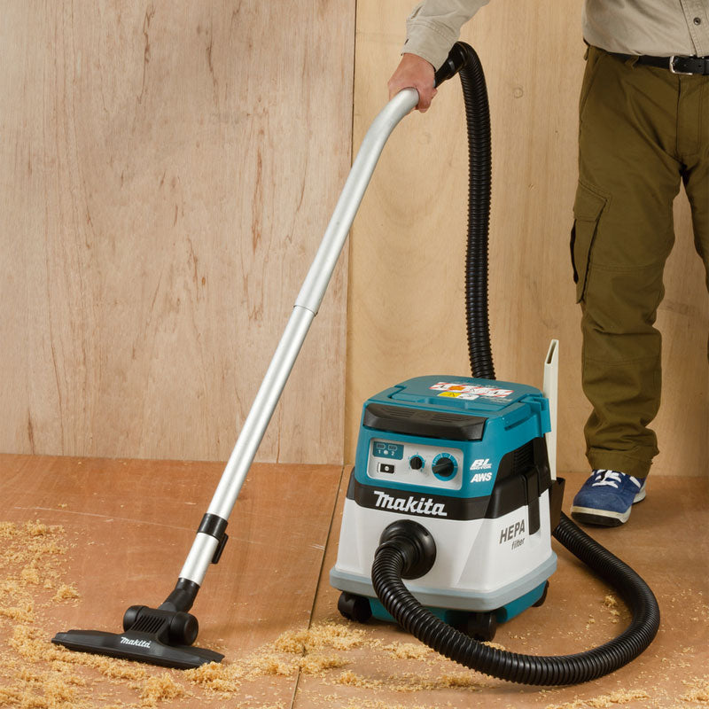 MAKITA Aspirateur classe L 38L avec connexion AWS - DVC867LZX4