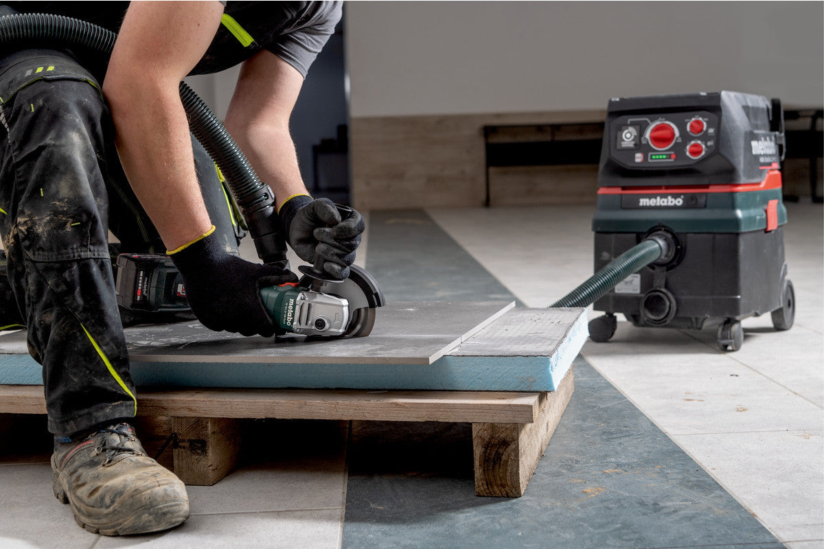 Meuleuse d'angle 18v 4ah w 18 l 9-125 602247510 metabo