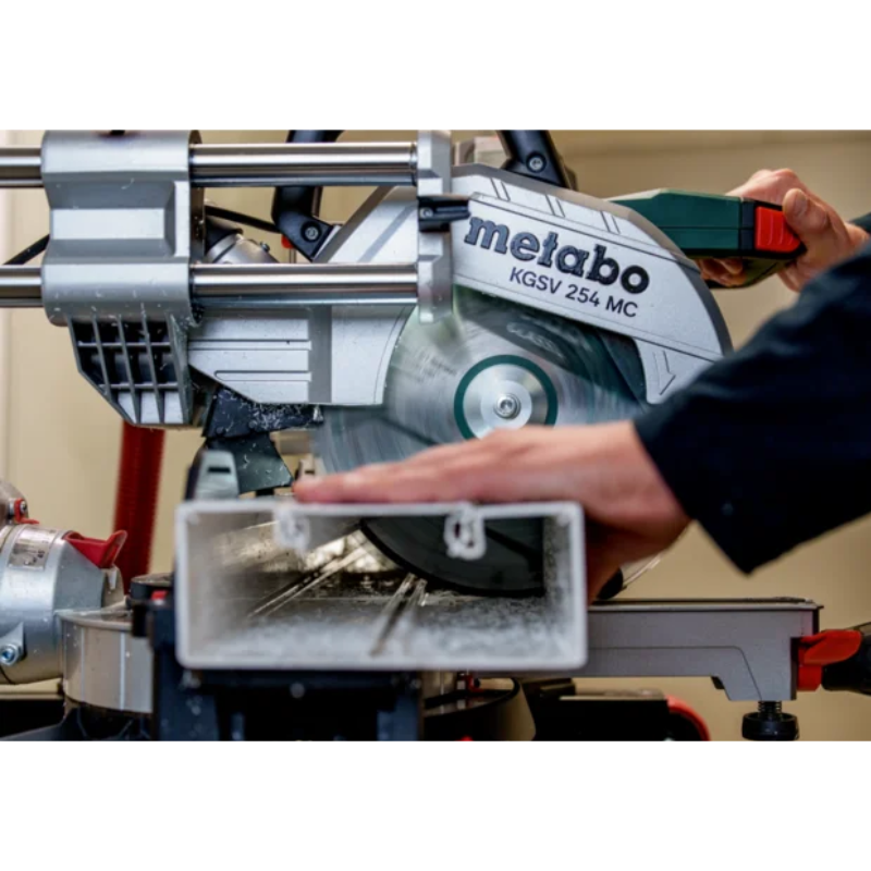 METABO Scie à onglet Ø254 1800W KGSV 254 MC - 615254000