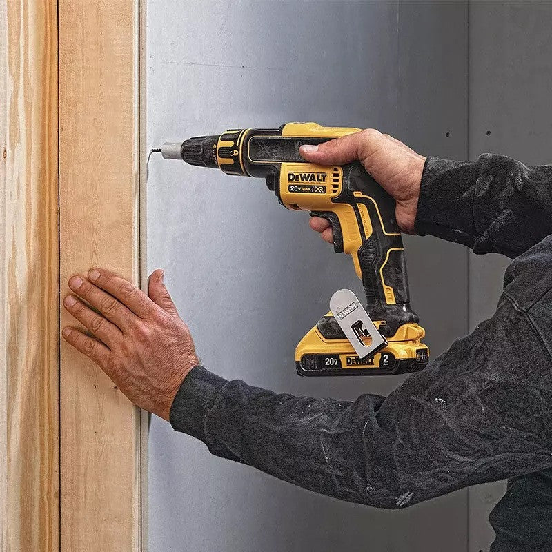DEWALT Visseuse à placo 18V XR 2x2 Ah - DCF620D2