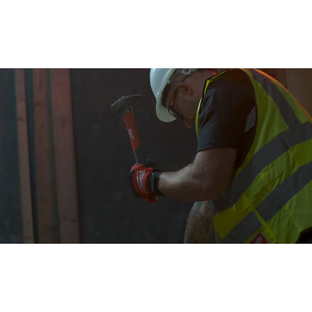 MILWAUKEE Marteau rivoir fibre de verre - 493247866