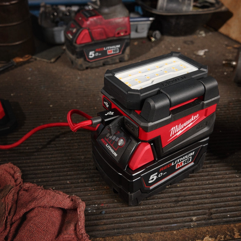 MILWAUKEE Projecteur compact 18V Solo, 1000 Lum - 4933498148