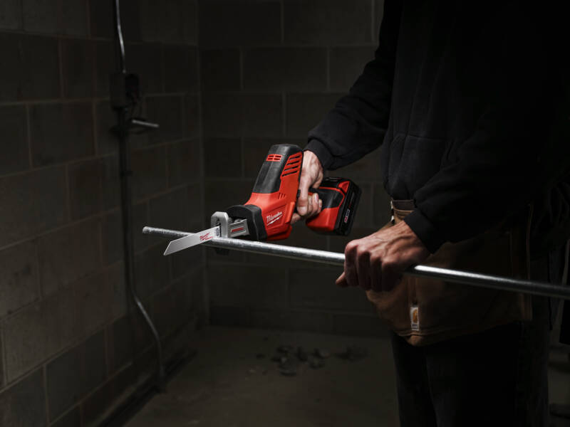 MILWAUKEE Scie Sabre compacte 18V C18 HZ-0 solo - 4933501112