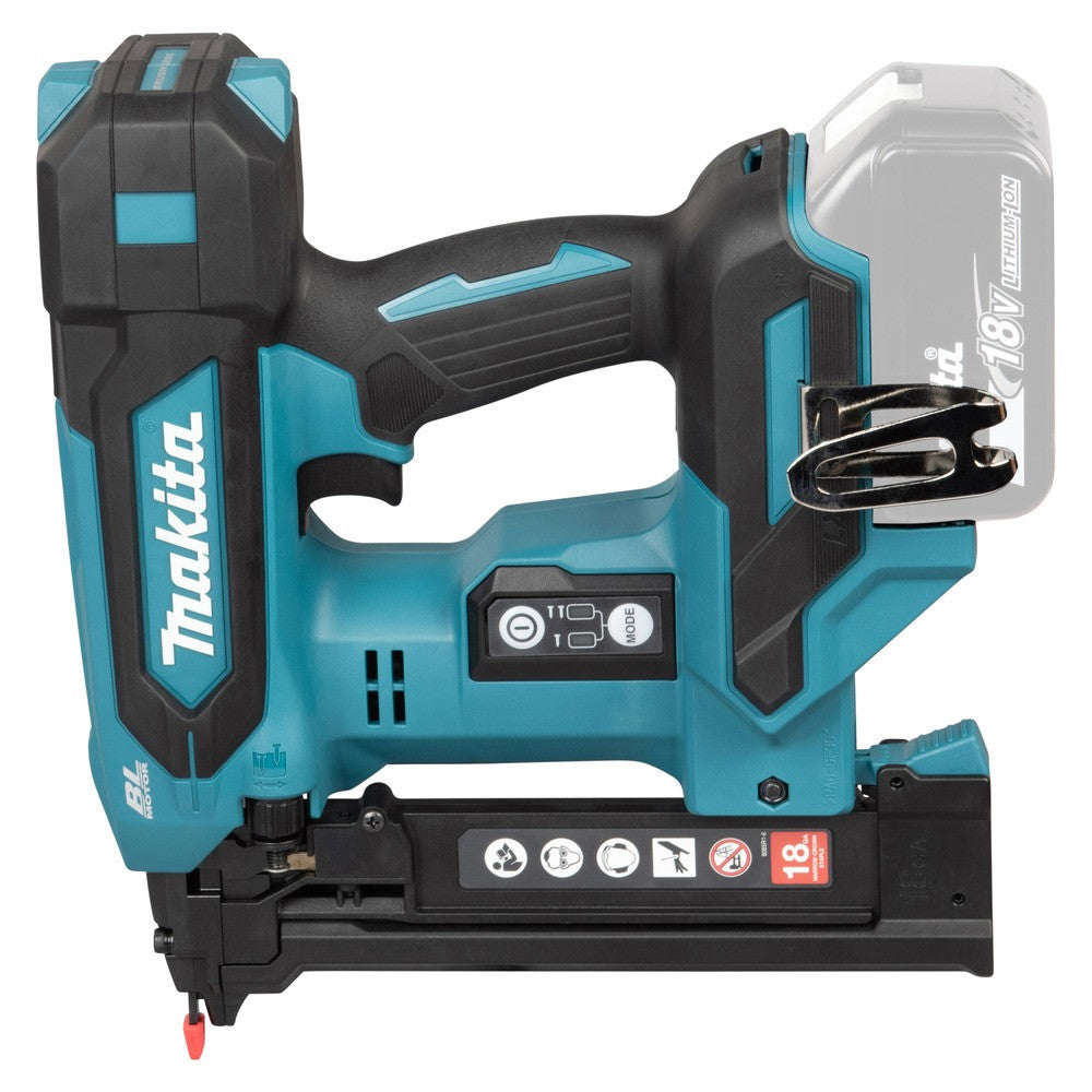 MAKITA Agrafeuse couronnes 18GA 18V Solo 9,5-38mm - DST630Z