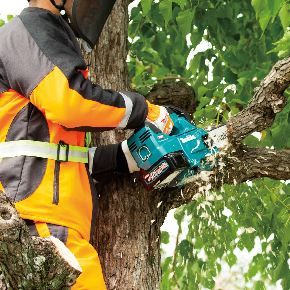 MAKITA Tronçonneuse 25cm 40V 2x4Ah - UC002GM202