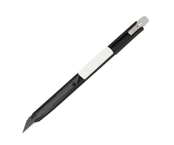 TAJIMA Cutter 9 mm RAZAR BLACK Lame effilée 30° - DC395BK-EUR