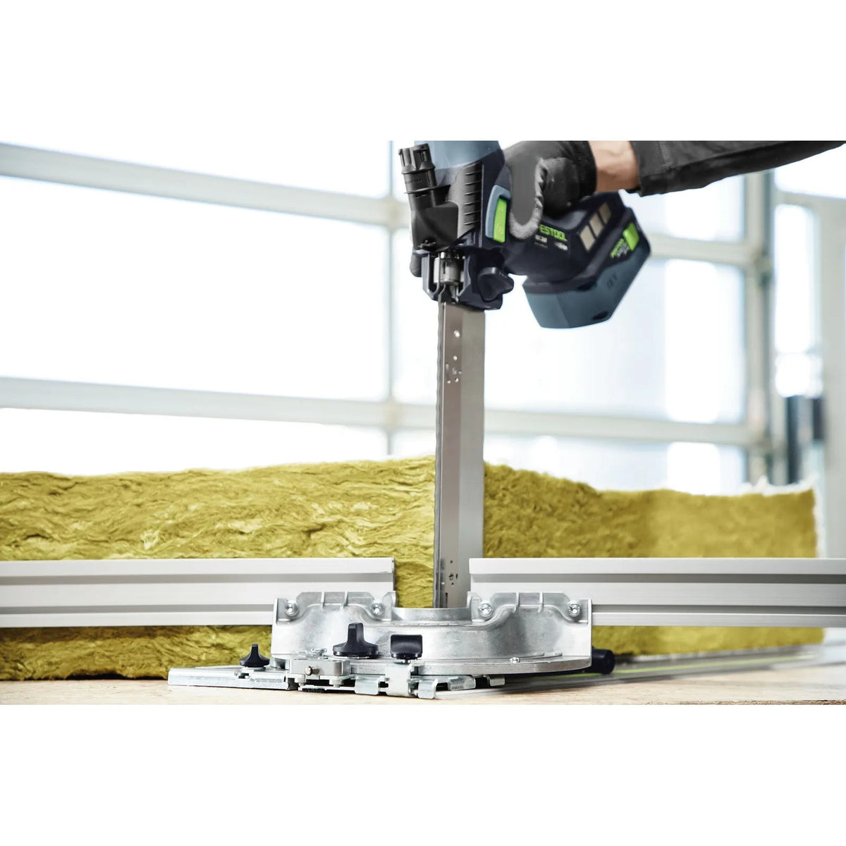 FESTOOL Scie matériaux isolants 18V Solo ISC 240 EB-Basic/XL-FS - 578922